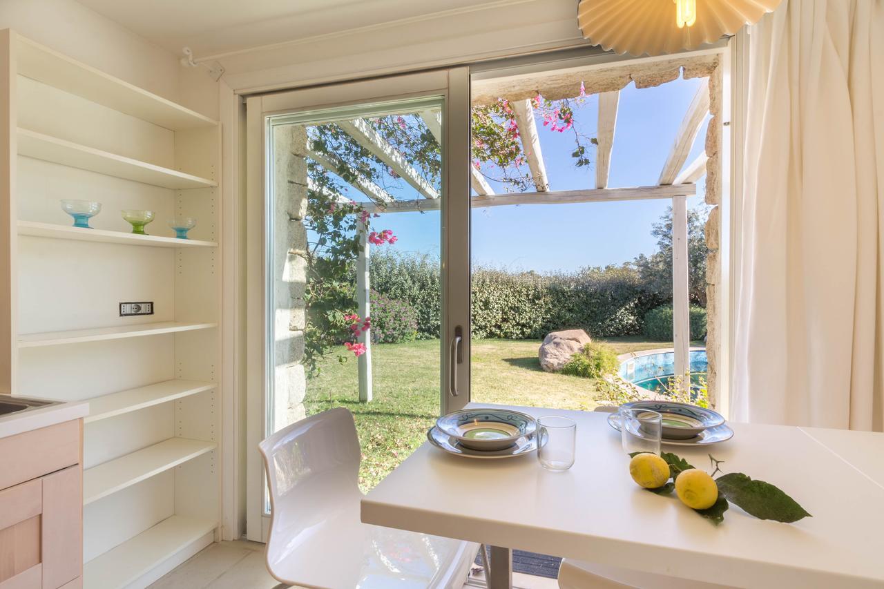Villa Ginestra Con Piscina E Giardino Privato A 500 Mt Dal Mare กัสเตียดาส ภายนอก รูปภาพ